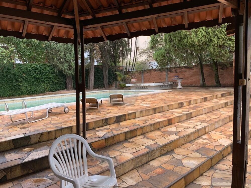 Casa, 4 quartos, 350 m² - Foto 1