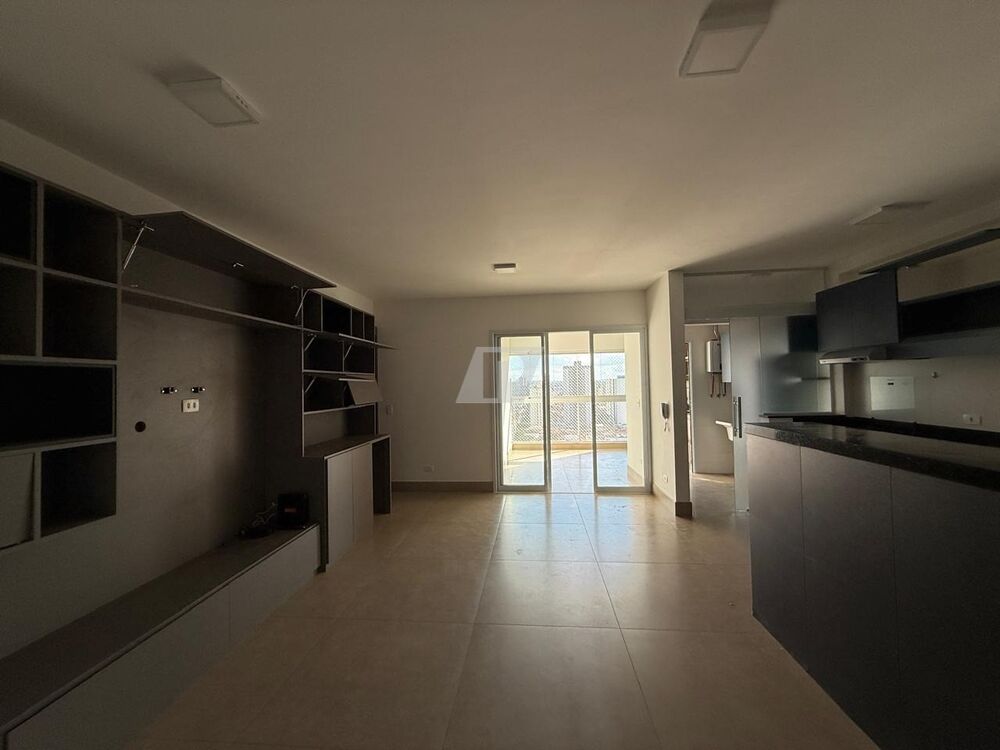 Apartamento à venda com 3 quartos, 103m² - Foto 1