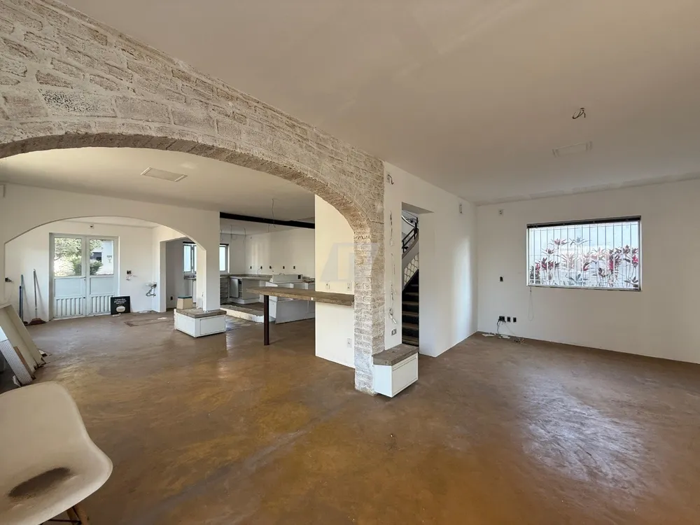 Prédio Inteiro, 323 m² - Foto 1