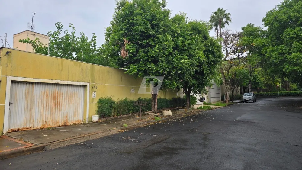 Sobrado, 4 quartos, 257 m² - Foto 1