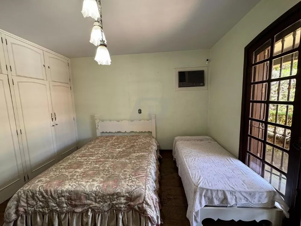 Casa, 4 quartos, 375 m² - Foto 4