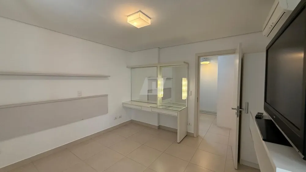Apartamento, 3 quartos, 151 m² - Foto 2