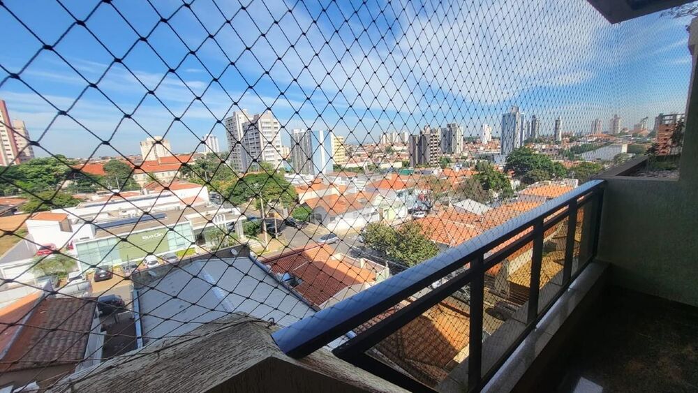 Apartamento à venda com 3 quartos, 130m² - Foto 2