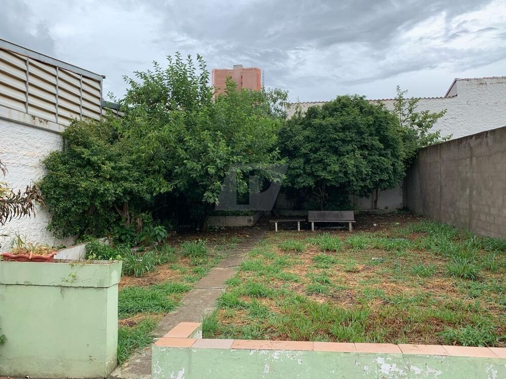 Casa à venda com 8 quartos, 289m² - Foto 8