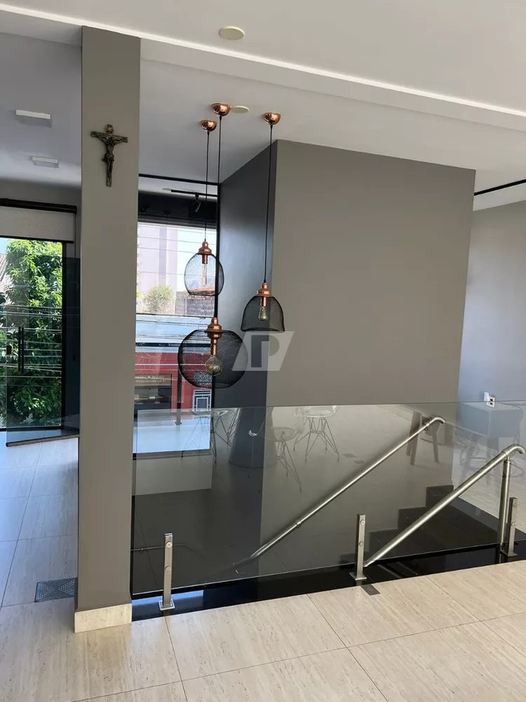 Prédio Inteiro - Foto 1