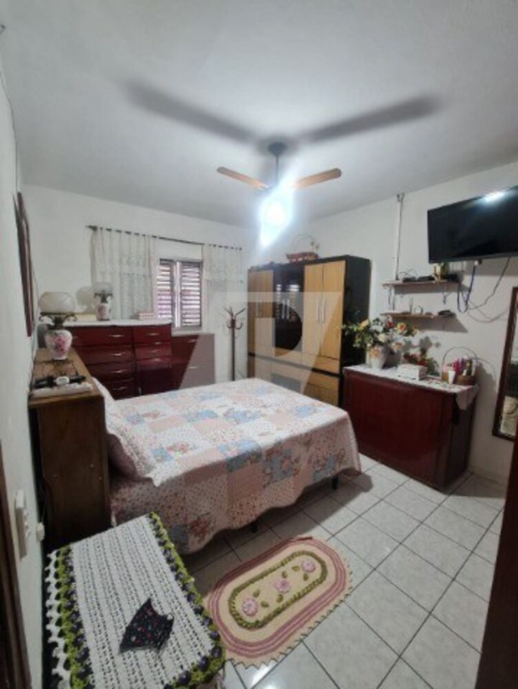 Casa, 2 quartos, 200 m² - Foto 4