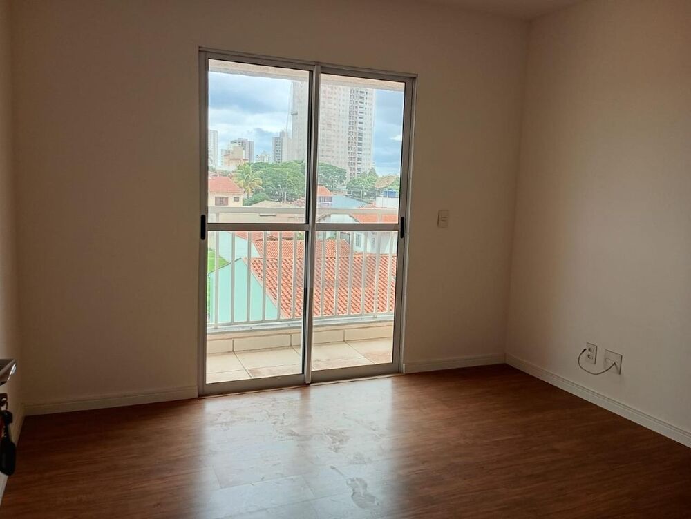 Apartamento à venda com 3 quartos, 72m² - Foto 1