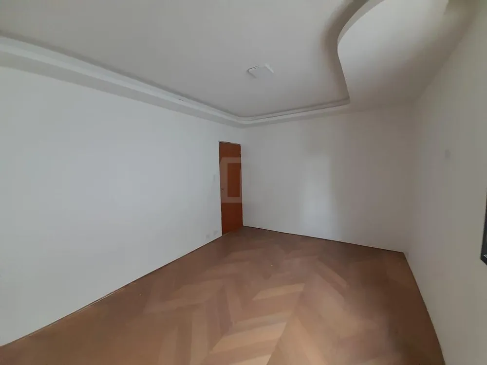 Casa, 3 quartos, 312 m² - Foto 8