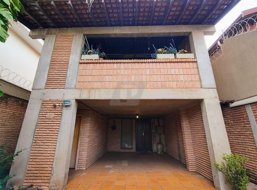 Casa, 3 quartos, 167 m² - Foto 1