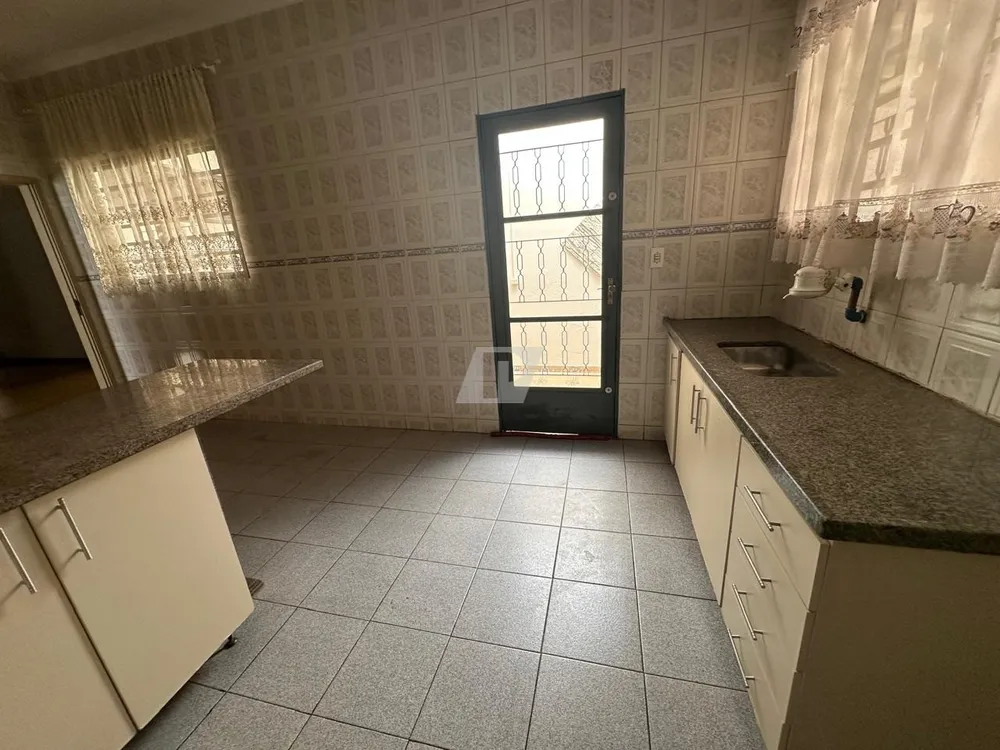 Casa, 4 quartos, 200 m² - Foto 6