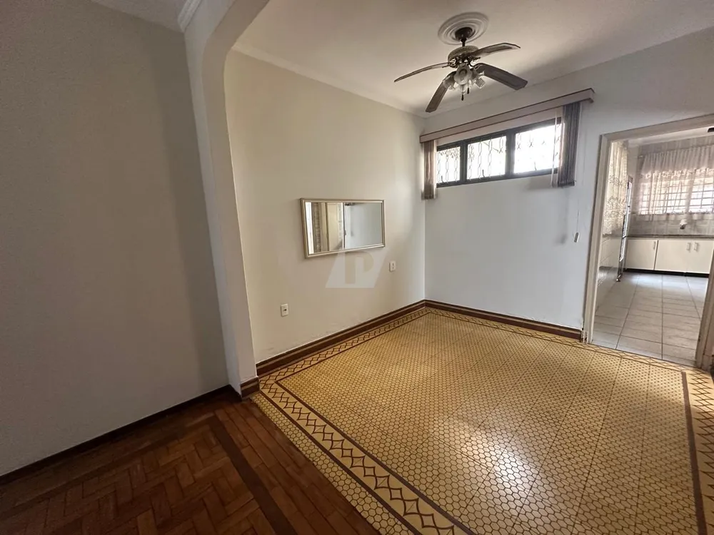 Casa, 4 quartos, 200 m² - Foto 2