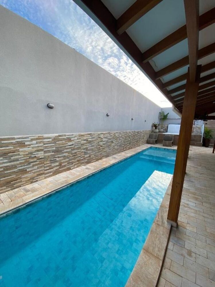 Casa de Condomínio para alugar com 4 quartos, 340m² - Foto 8