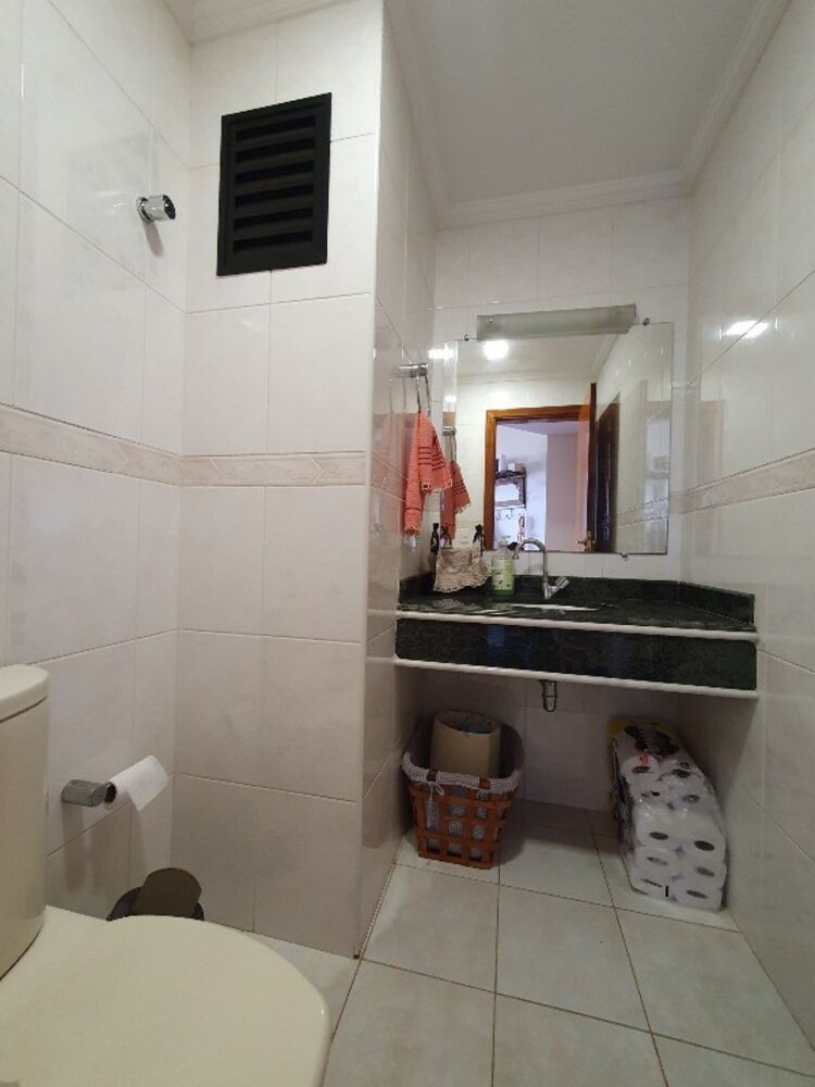 Apartamento à venda com 3 quartos, 137m² - Foto 3