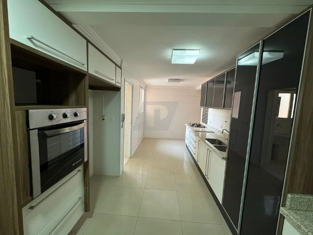 Apartamento, 3 quartos, 140 m² - Foto 12