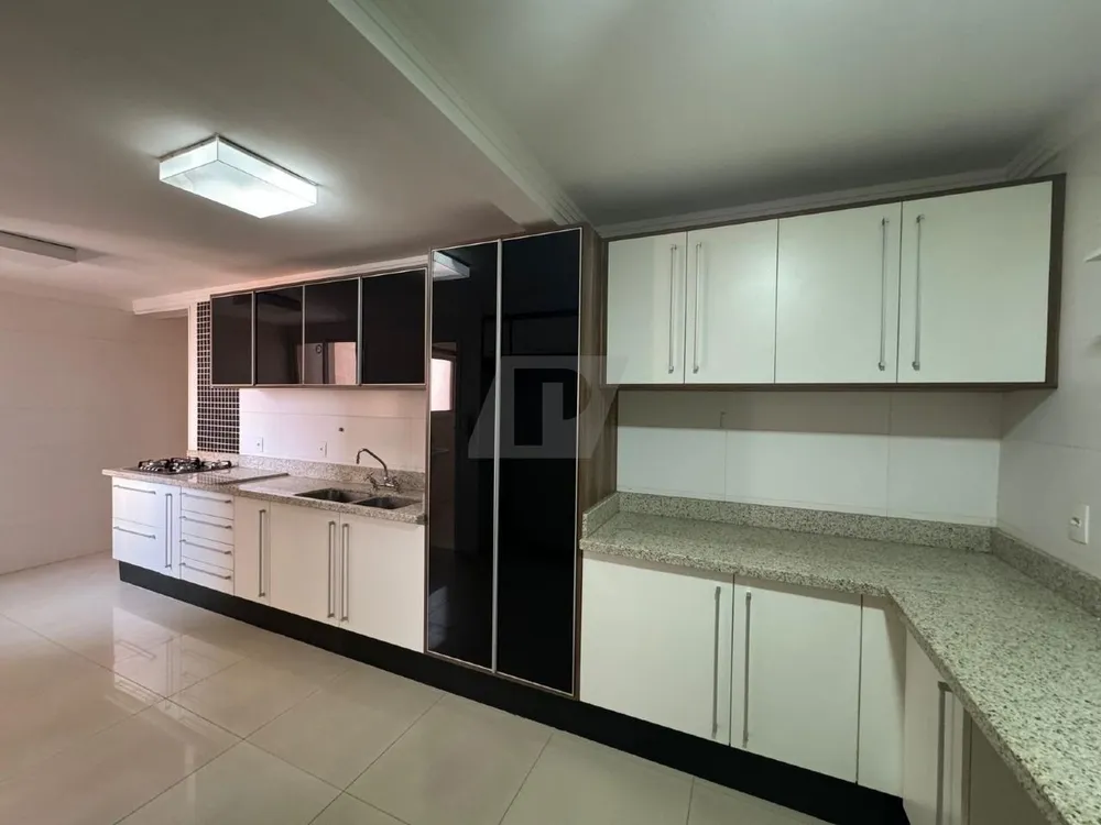 Apartamento, 3 quartos, 140 m² - Foto 11