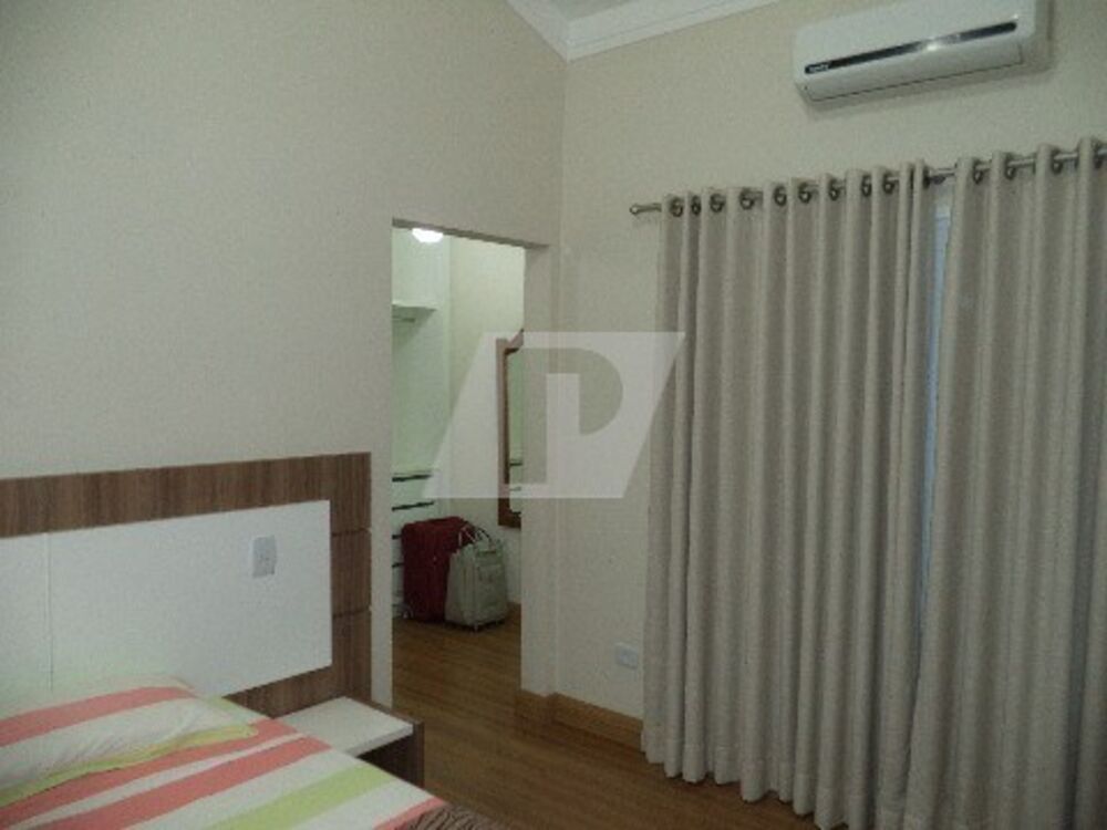 Casa de Condomínio à venda com 4 quartos, 308m² - Foto 4