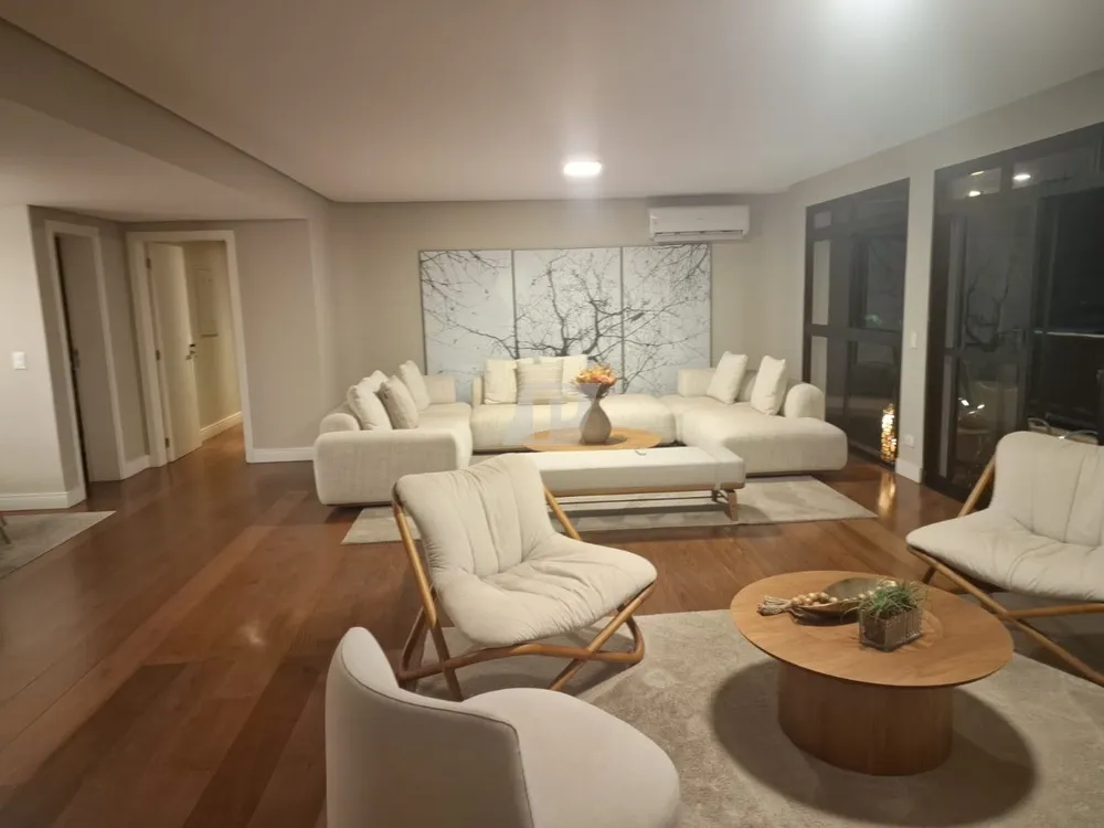 Apartamento, 3 quartos, 250 m² - Foto 2