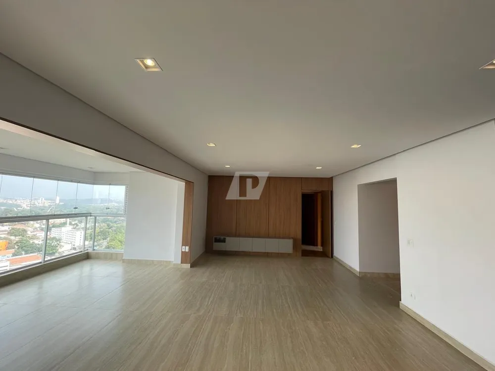 Apartamento, 3 quartos, 140 m² - Foto 1