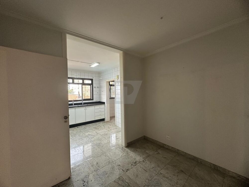 Apartamento, 3 quartos, 218 m² - Foto 3
