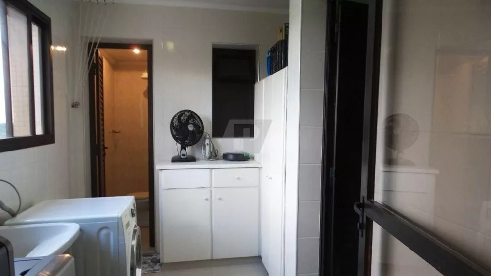 Apartamento, 3 quartos, 171 m² - Foto 1