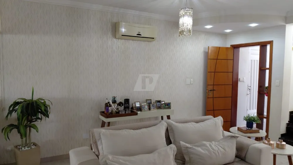 Casa, 3 quartos, 230 m² - Foto 2