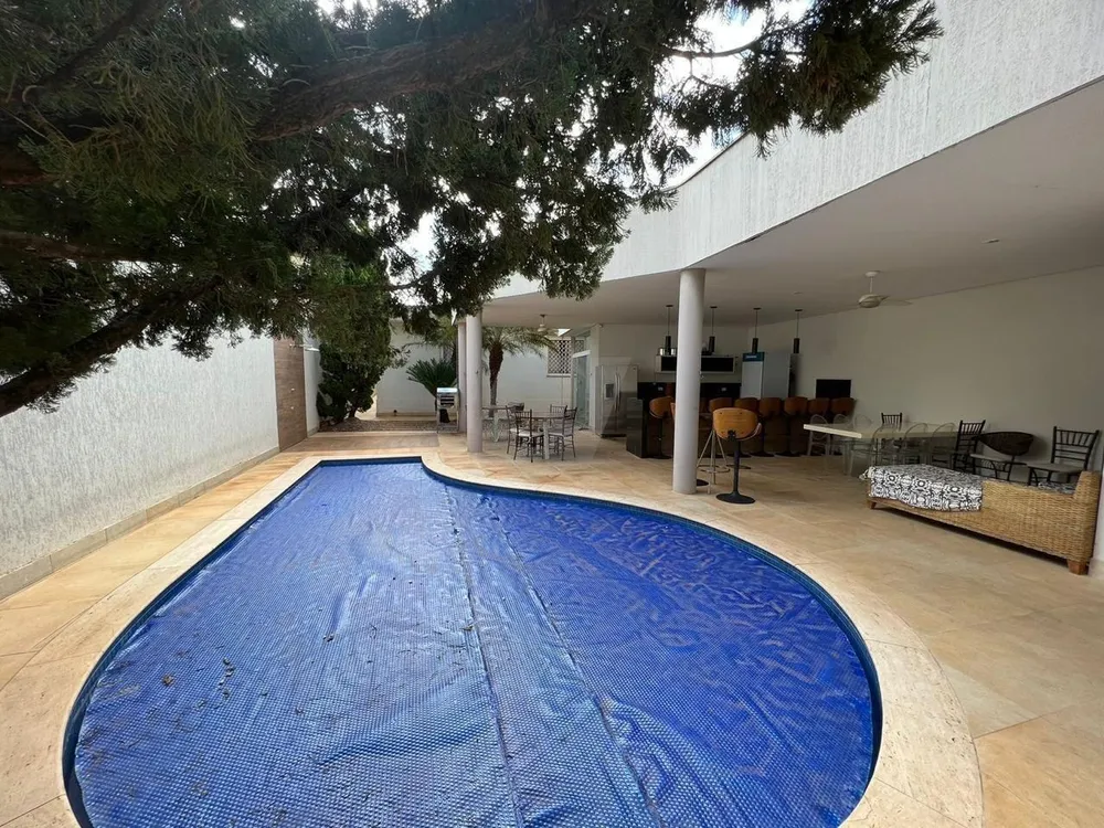 Casa, 3 quartos, 340 m² - Foto 1