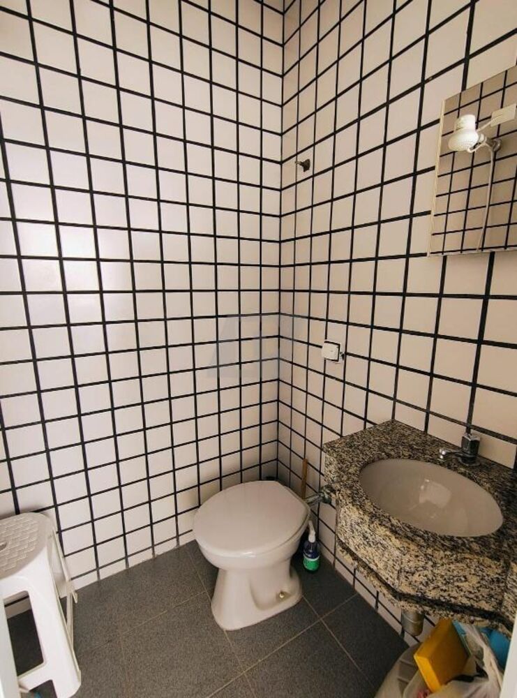 Casa à venda com 3 quartos, 237m² - Foto 4