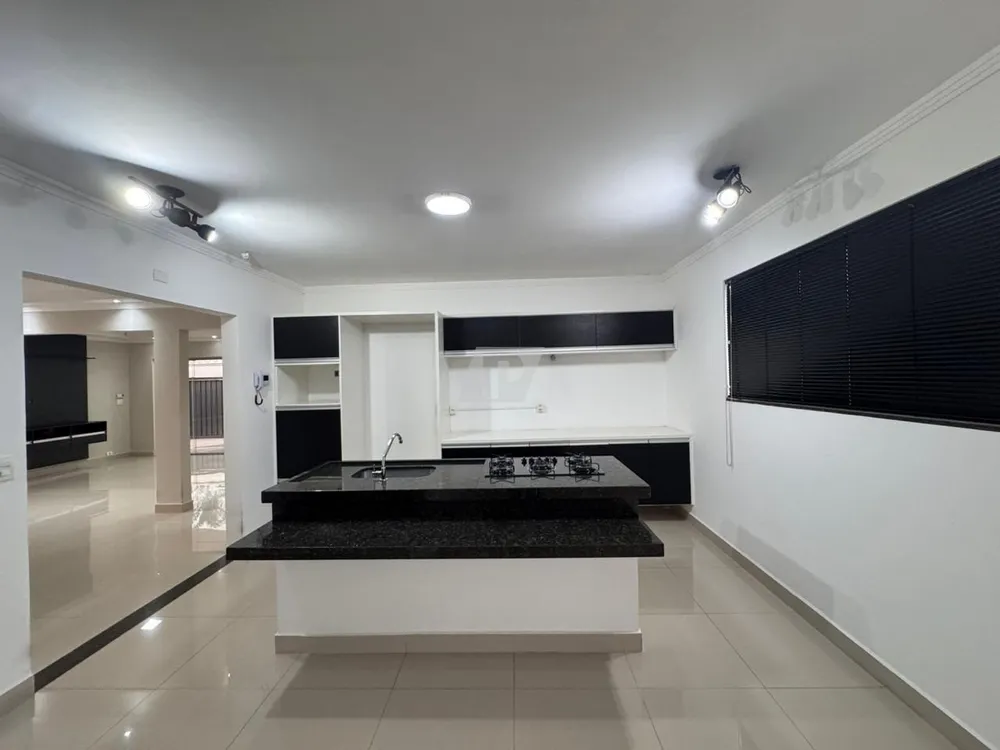 Casa, 4 quartos, 450 m² - Foto 4