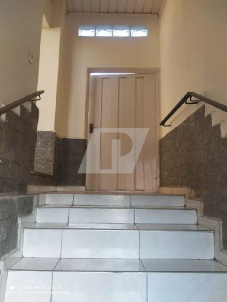 Prédio Inteiro - Foto 1