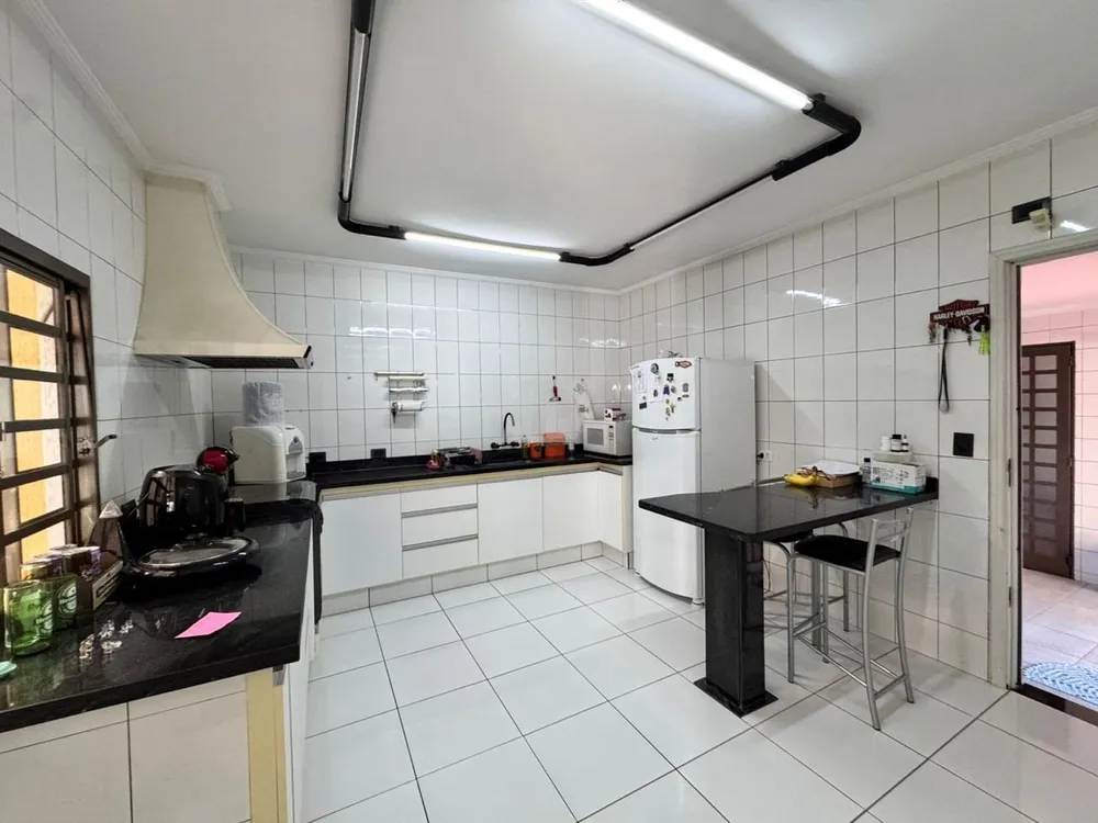 Casa, 3 quartos, 374 m² - Foto 11