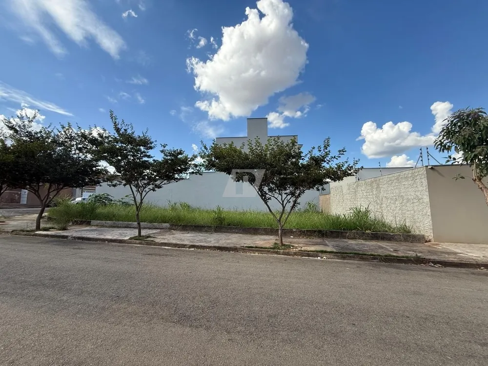 Terreno, 271 m² - Foto 2