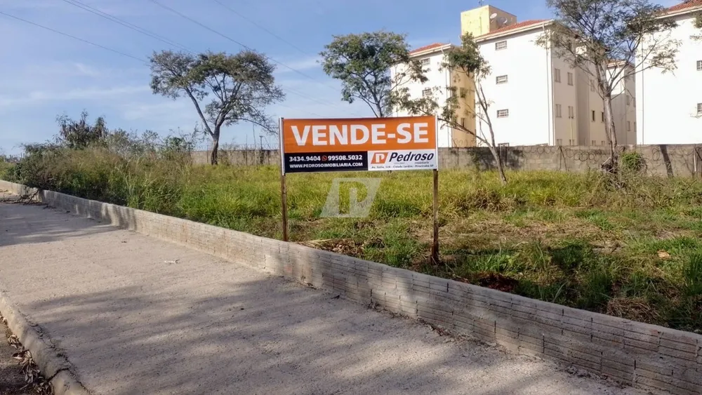 Terreno, 766 m² - Foto 2