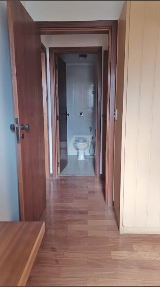Apartamento à venda com 2 quartos, 85m² - Foto 3
