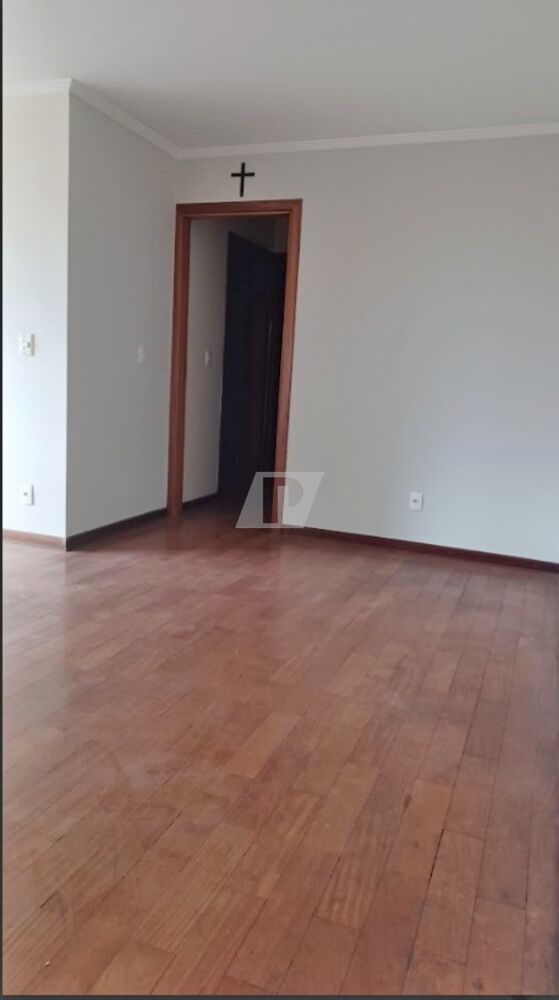 Apartamento à venda com 2 quartos, 85m² - Foto 2
