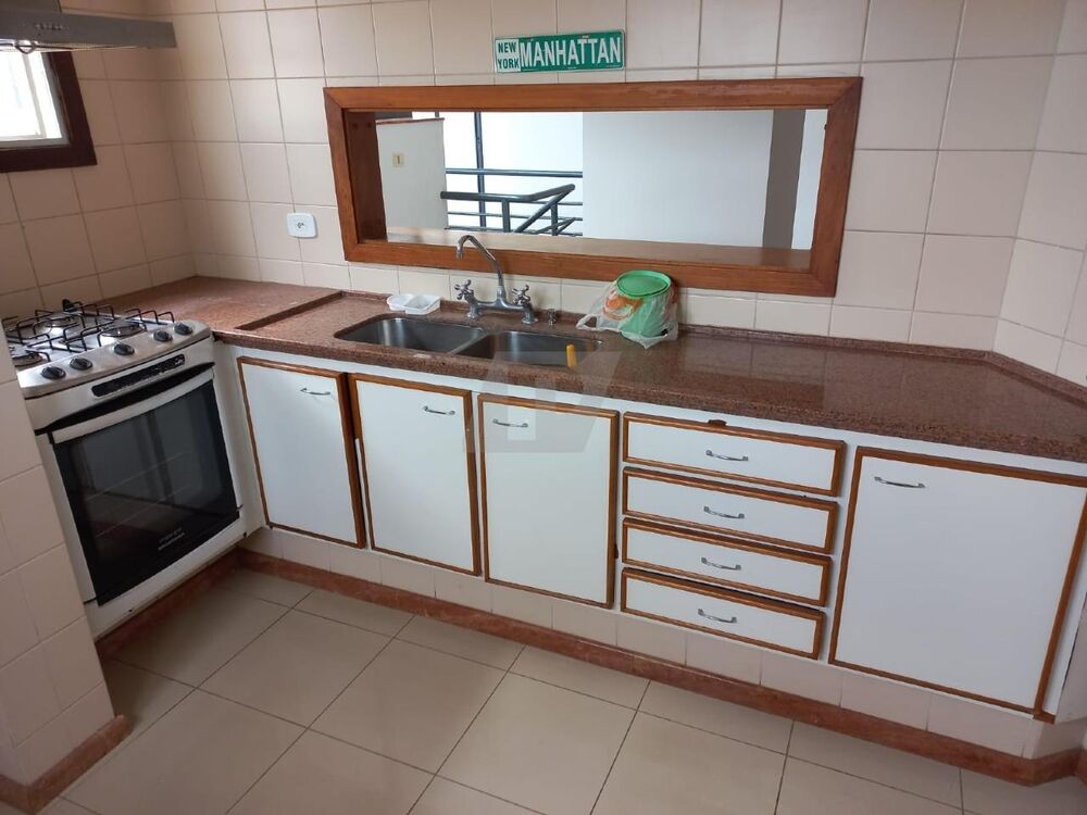 Cobertura à venda e aluguel com 3 quartos, 205m² - Foto 4