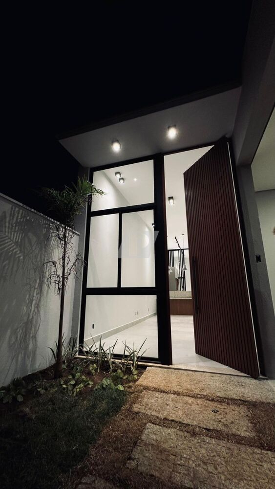 Casa de Condomínio à venda com 3 quartos, 130m² - Foto 2