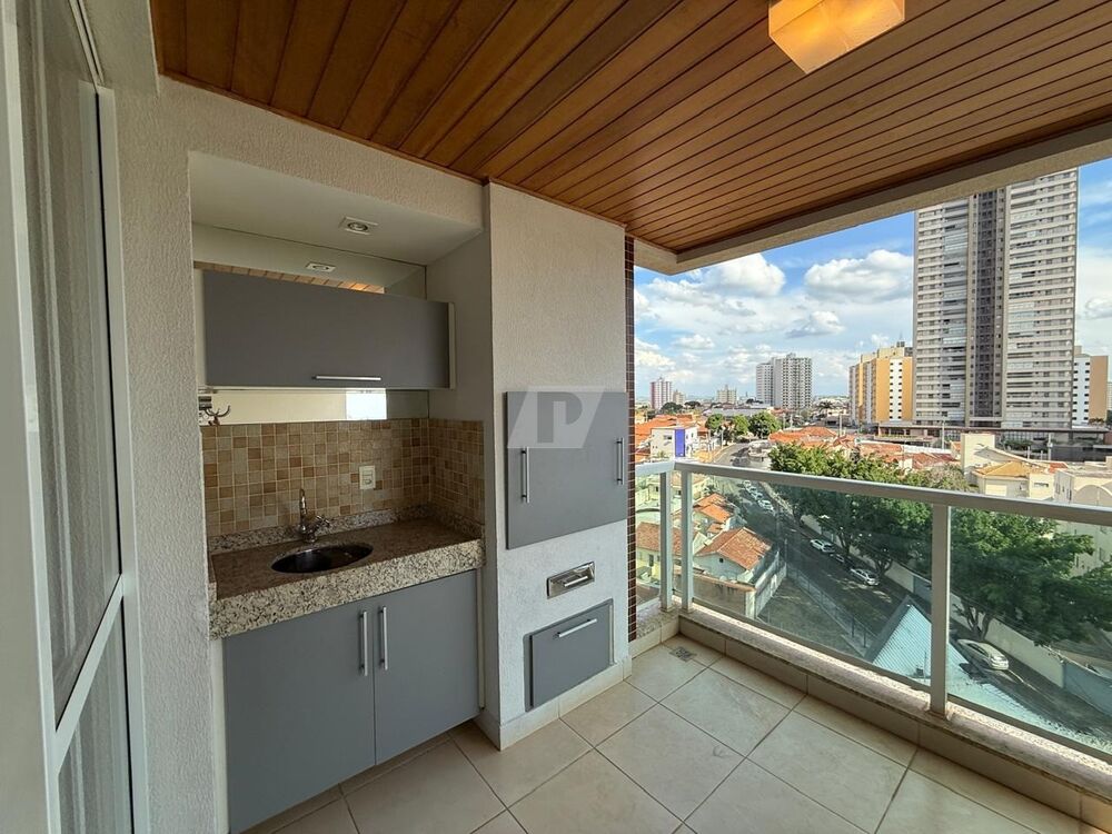Apartamento à venda com 3 quartos, 140m² - Foto 1