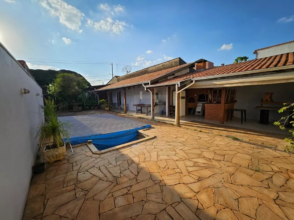 Casa, 5 quartos, 268 m² - Foto 1