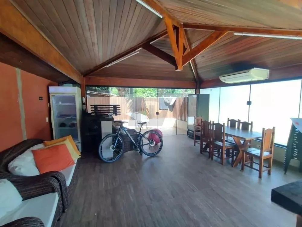 Casa, 3 quartos, 295 m² - Foto 13