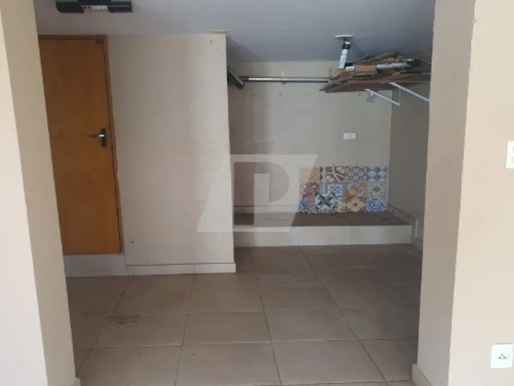 Casa, 3 quartos, 215 m² - Foto 4