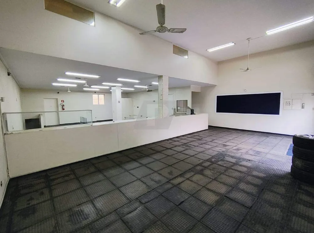 Loja-Salão, 400 m² - Foto 1