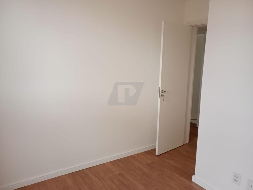Apartamento para alugar com 3 quartos, 72m² - Foto 4