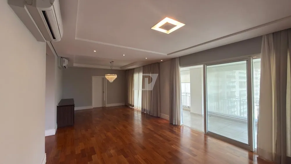 Apartamento, 3 quartos, 213 m² - Foto 1