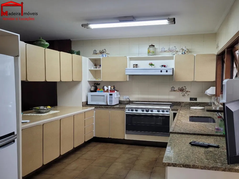 Casa, 3 quartos, 361 m² - Foto 2