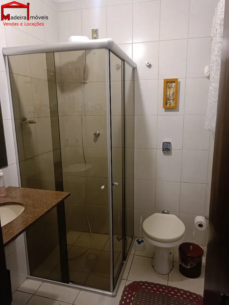 Casa, 4 quartos, 230 m² - Foto 1