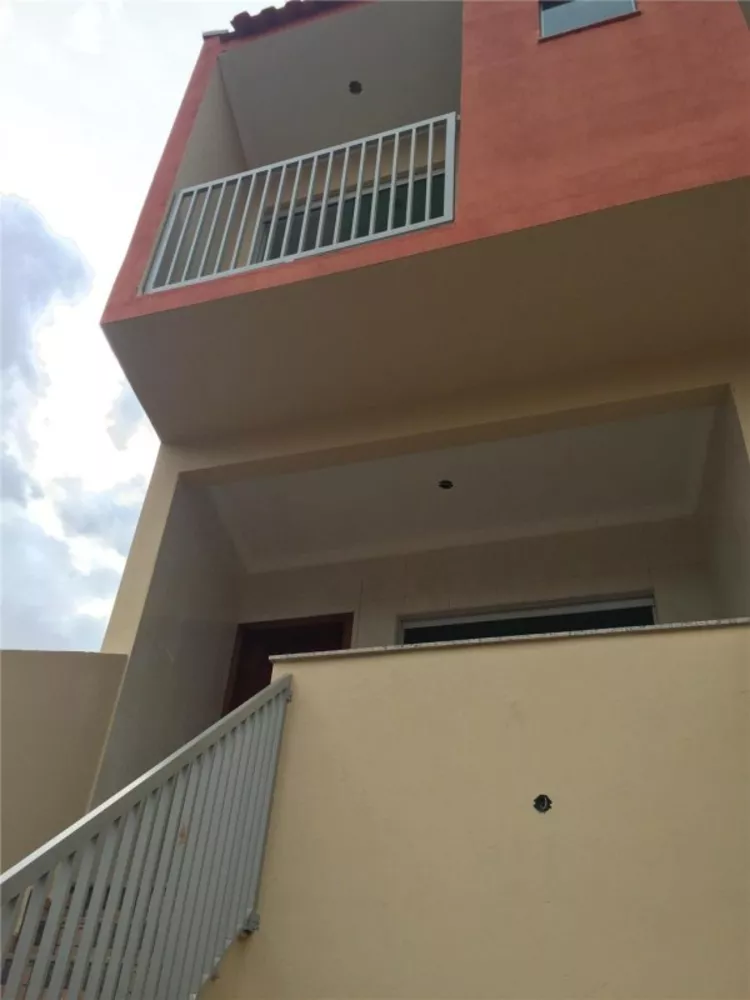 Sobrado à venda com 2 quartos, 82m² - Foto 3