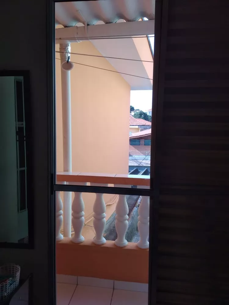 Casa à venda com 3 quartos, 148m² - Foto 2