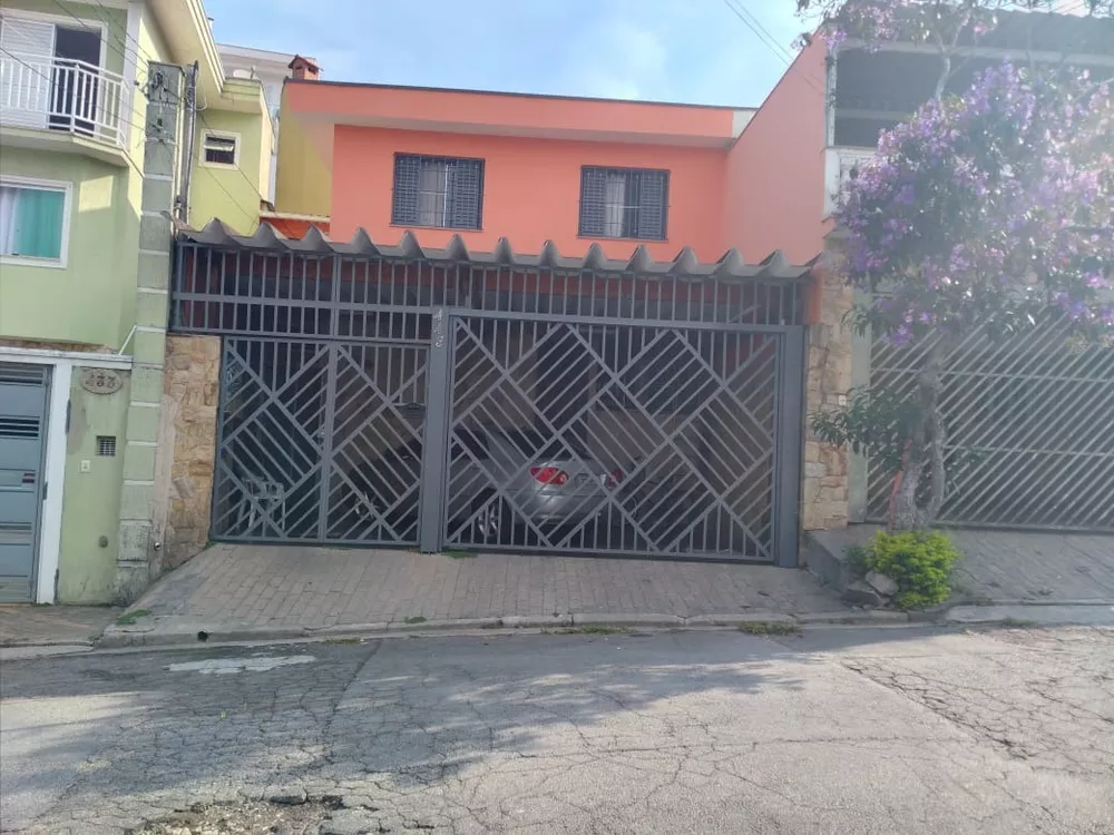 Casa à venda com 3 quartos, 148m² - Foto 1