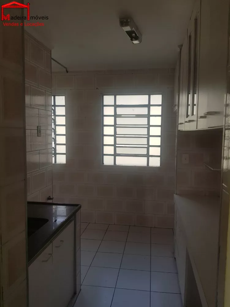 Apartamento à venda com 2 quartos, 42m² - Foto 12