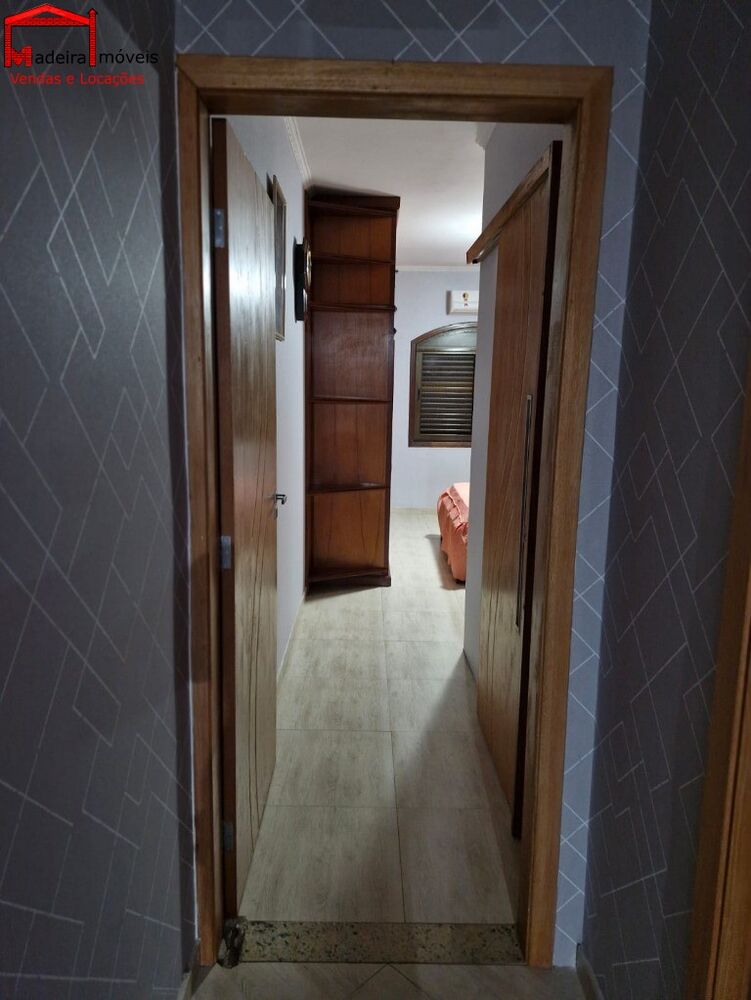 Sobrado à venda com 4 quartos, 130m² - Foto 3